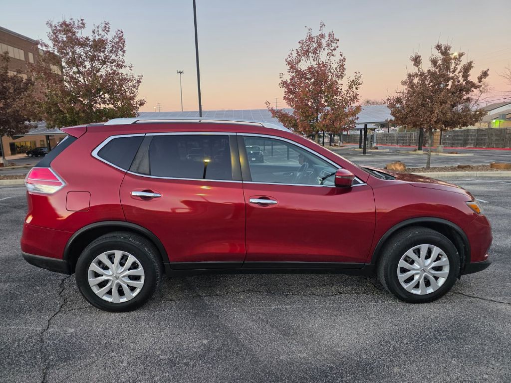 2016 Nissan Rogue Image 8