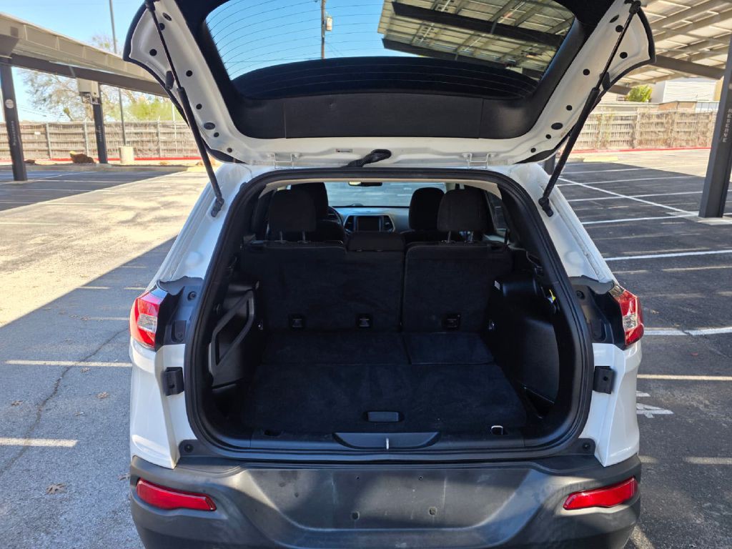 2016 Jeep Cherokee Image 6