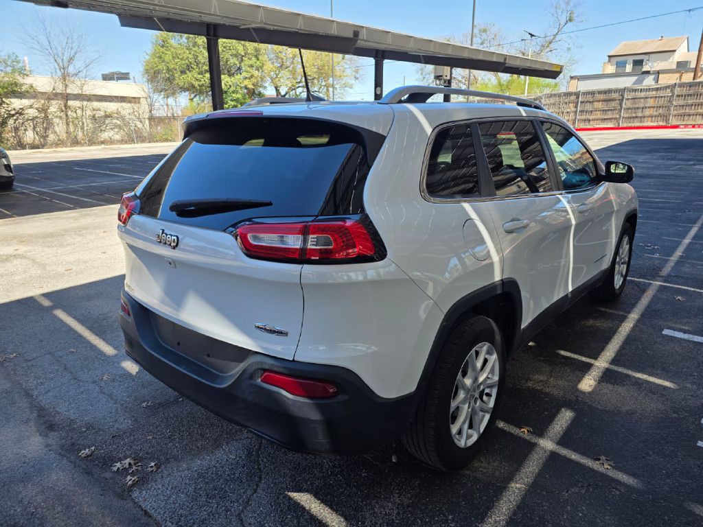 2016 Jeep Cherokee Image 7