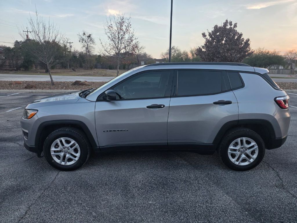 2018 Jeep Compass Image 3