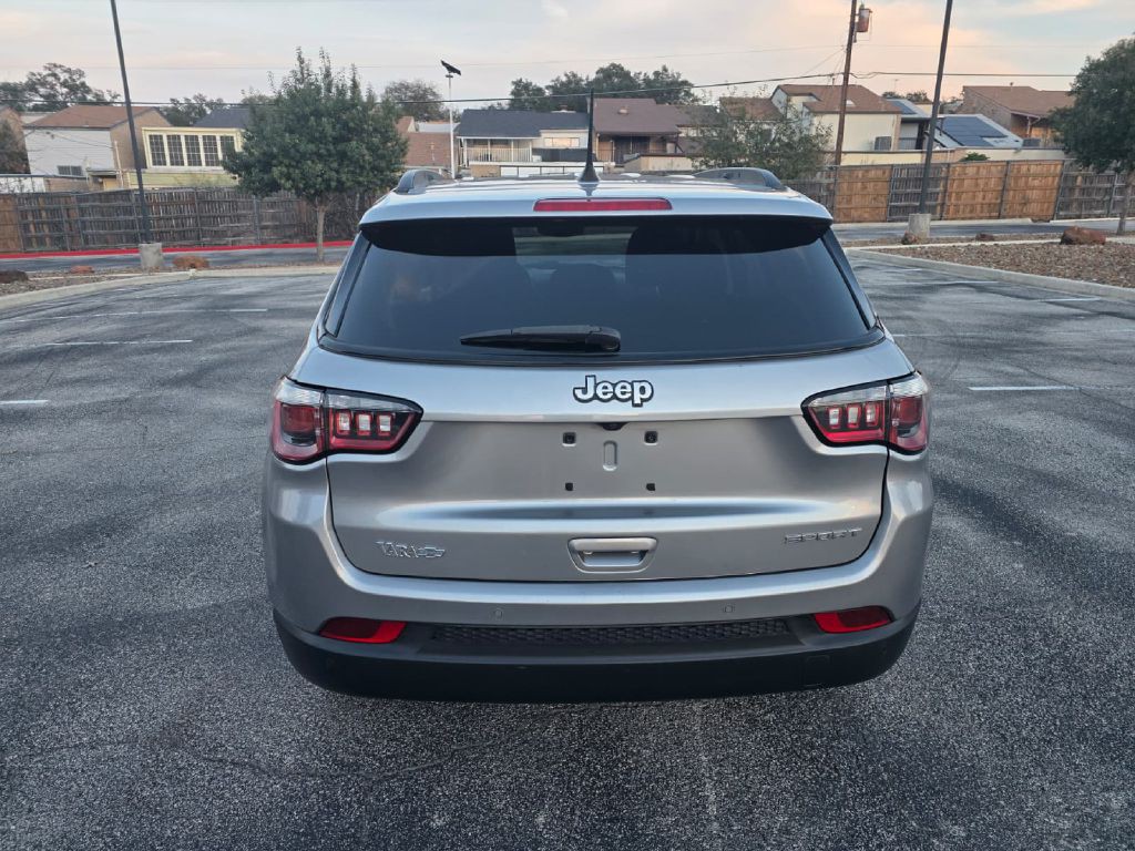 2018 Jeep Compass Image 5