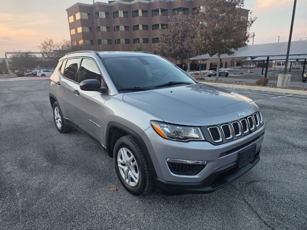 2018 Jeep Compass Image 9