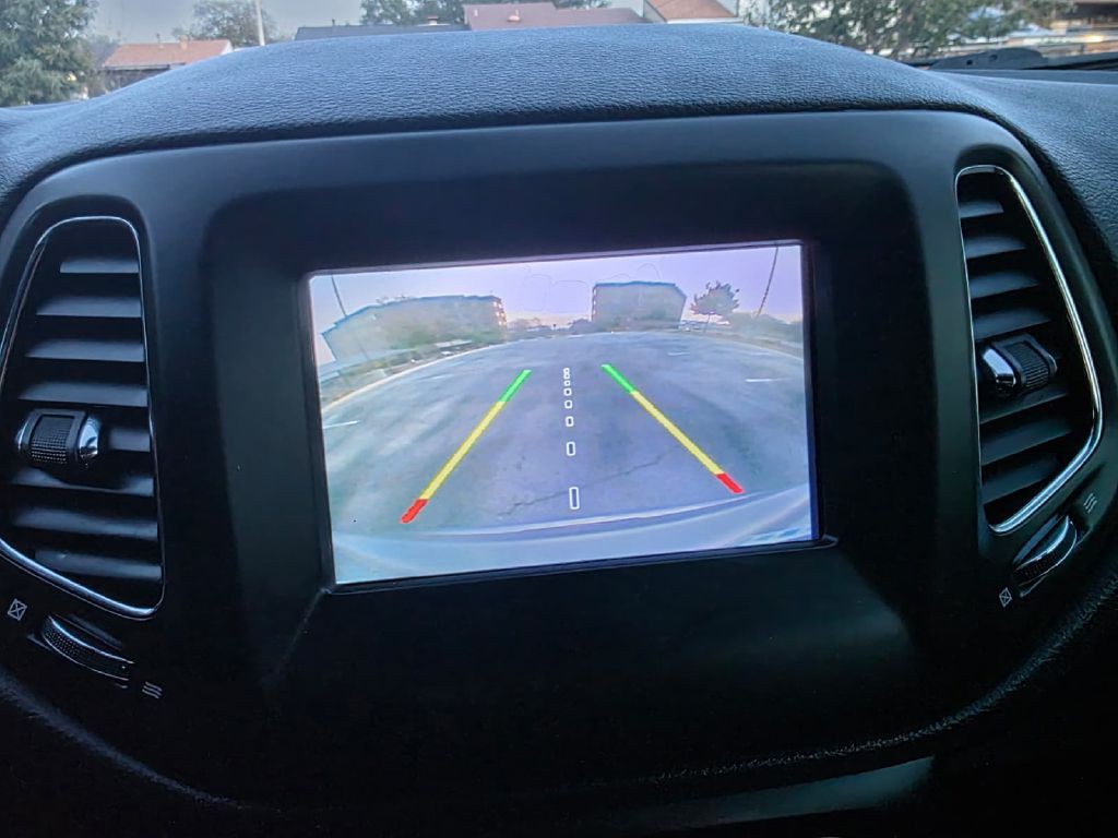 2018 Jeep Compass Image 16