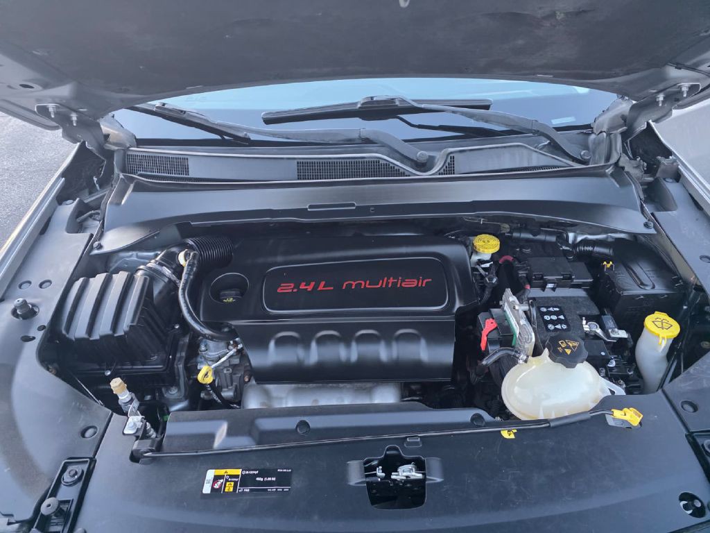 2018 Jeep Compass Image 18