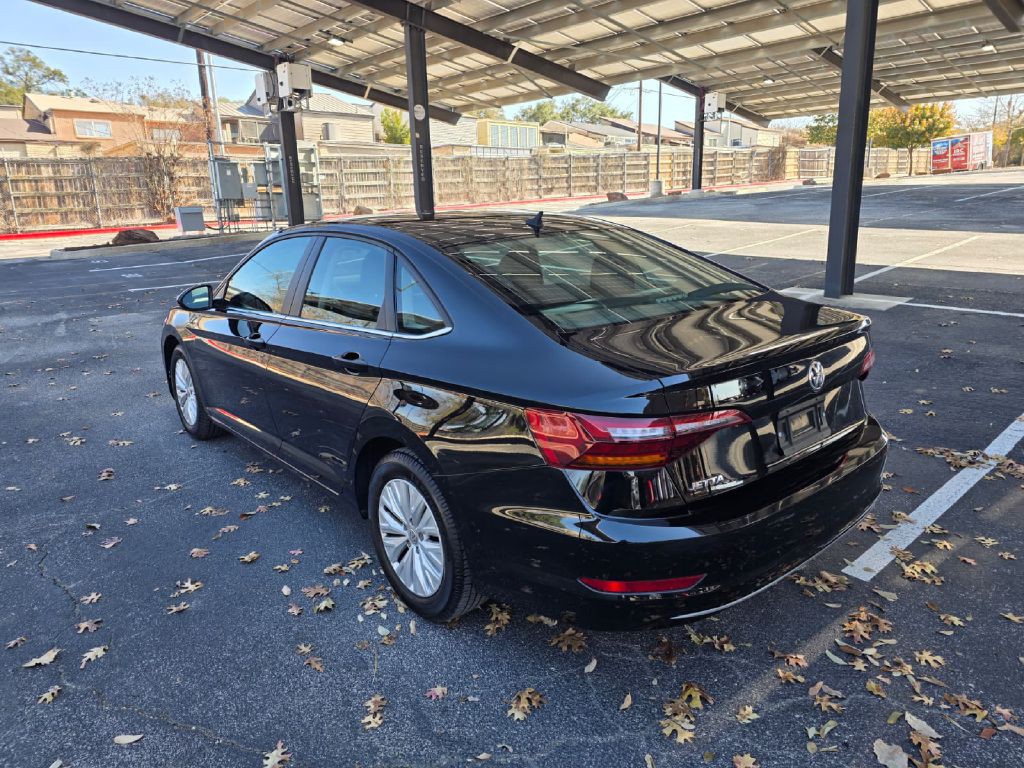 2019 Volkswagen Jetta Image 4