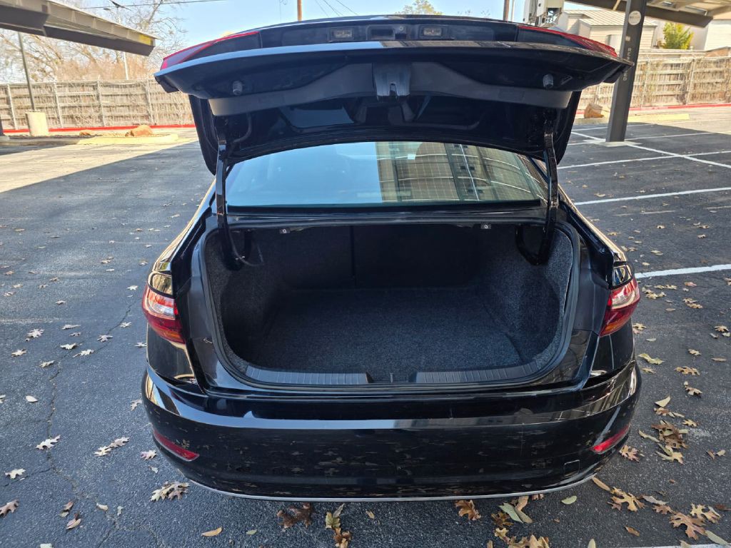 2019 Volkswagen Jetta Image 6