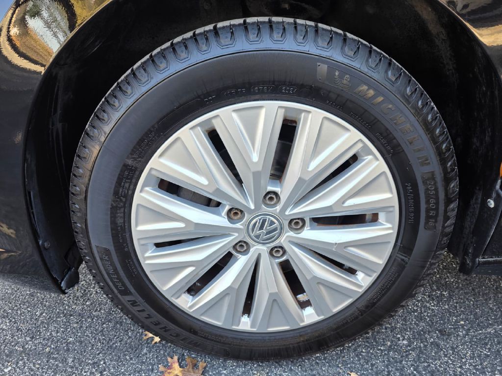 2019 Volkswagen Jetta Image 17