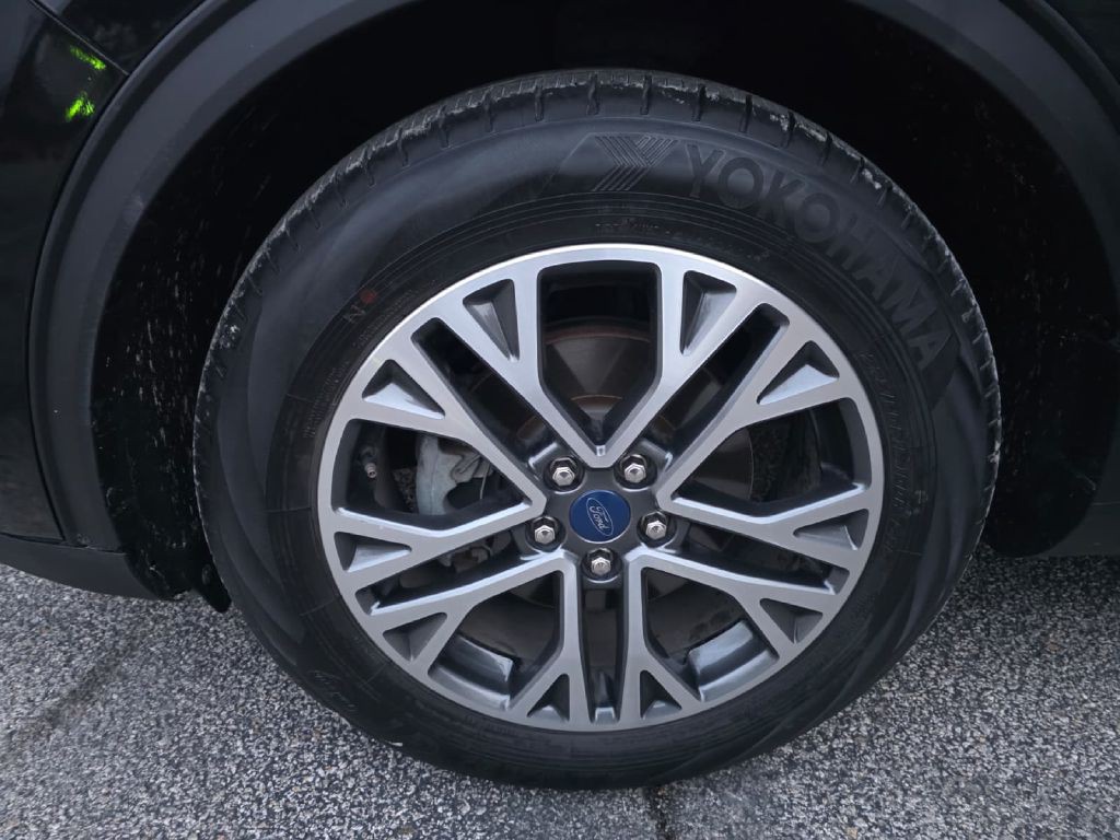 2020 Ford Escape Image 17