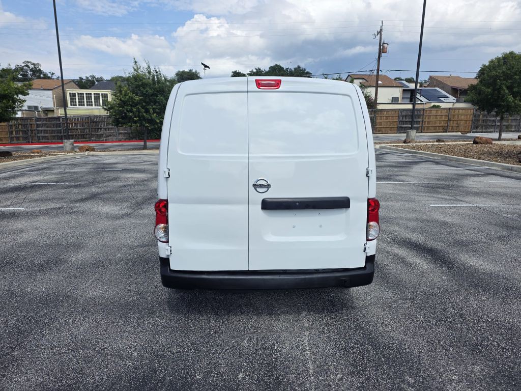 2015 Nissan NV200 Image 5