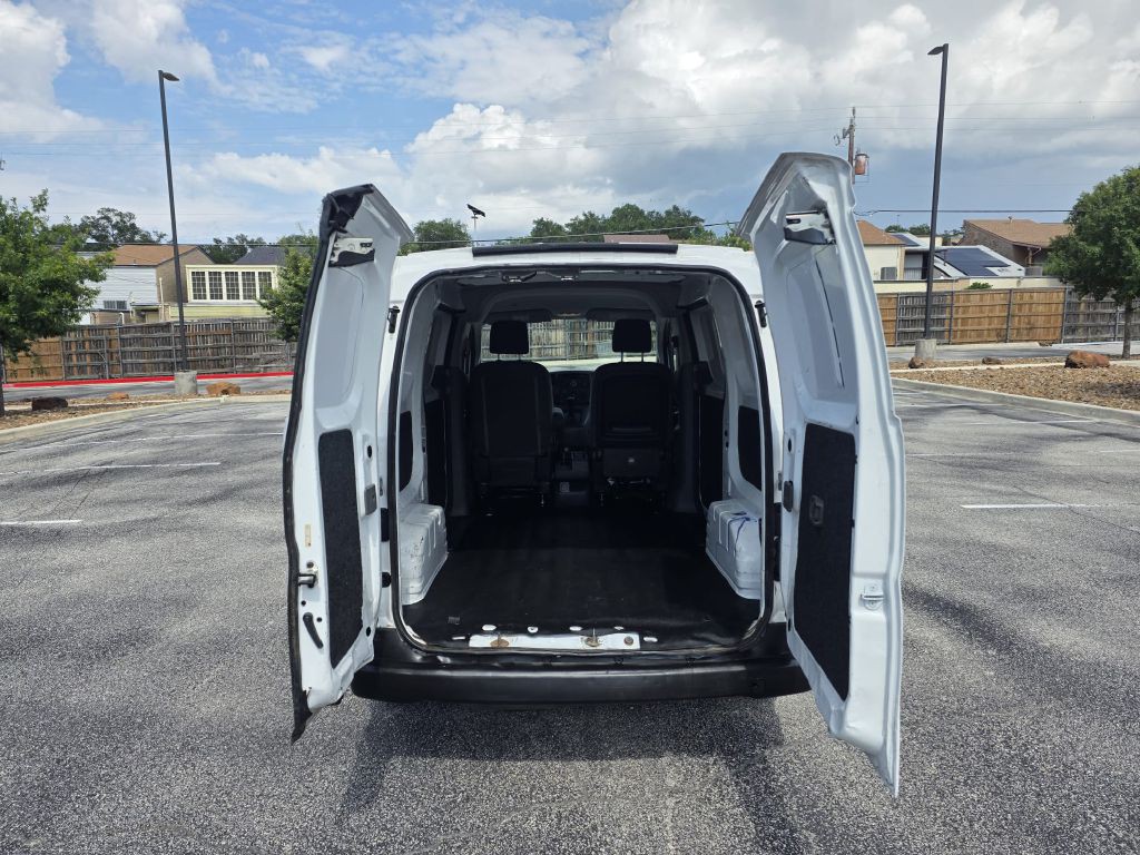 2015 Nissan NV200 Image 6