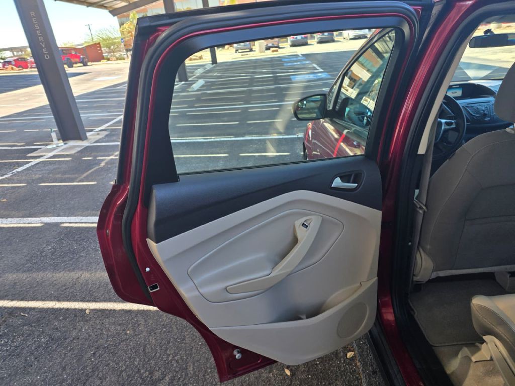 2014 Ford C-Max Image 12