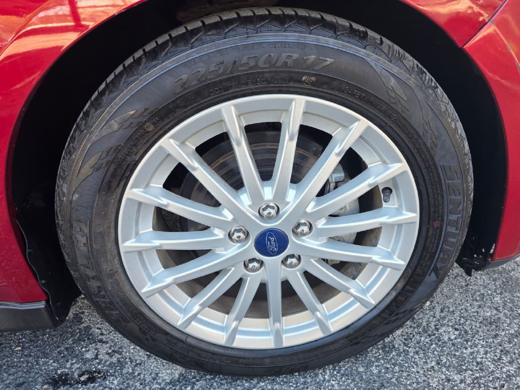 2014 Ford C-Max Image 17