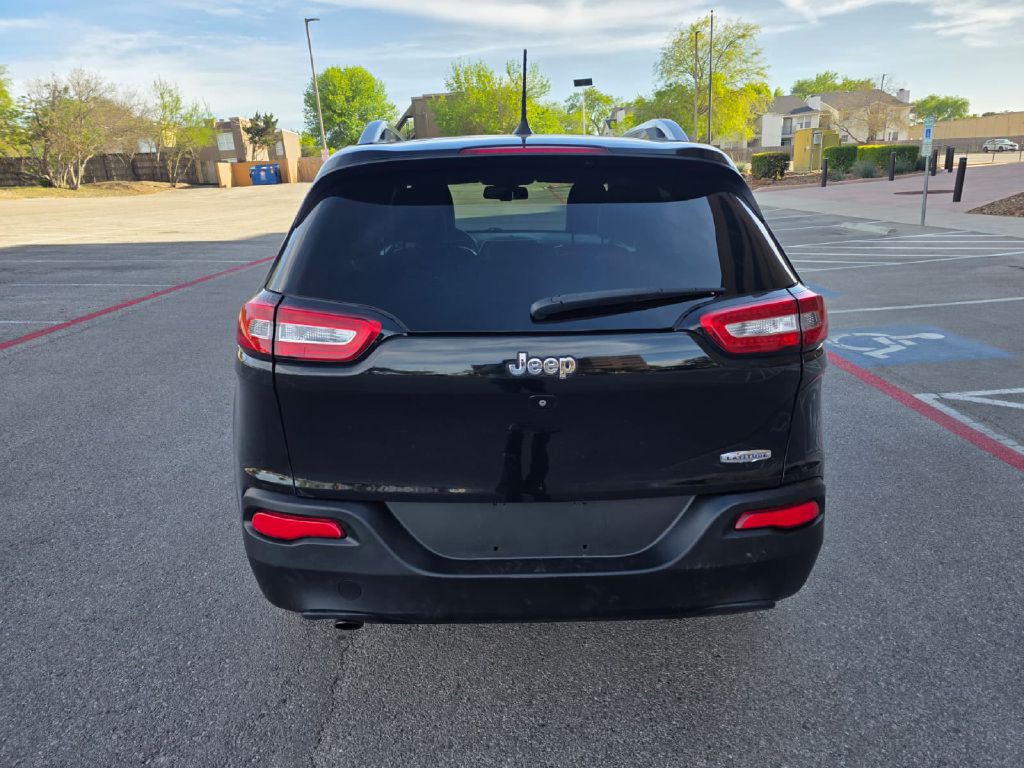 2018 Jeep Cherokee Image 5