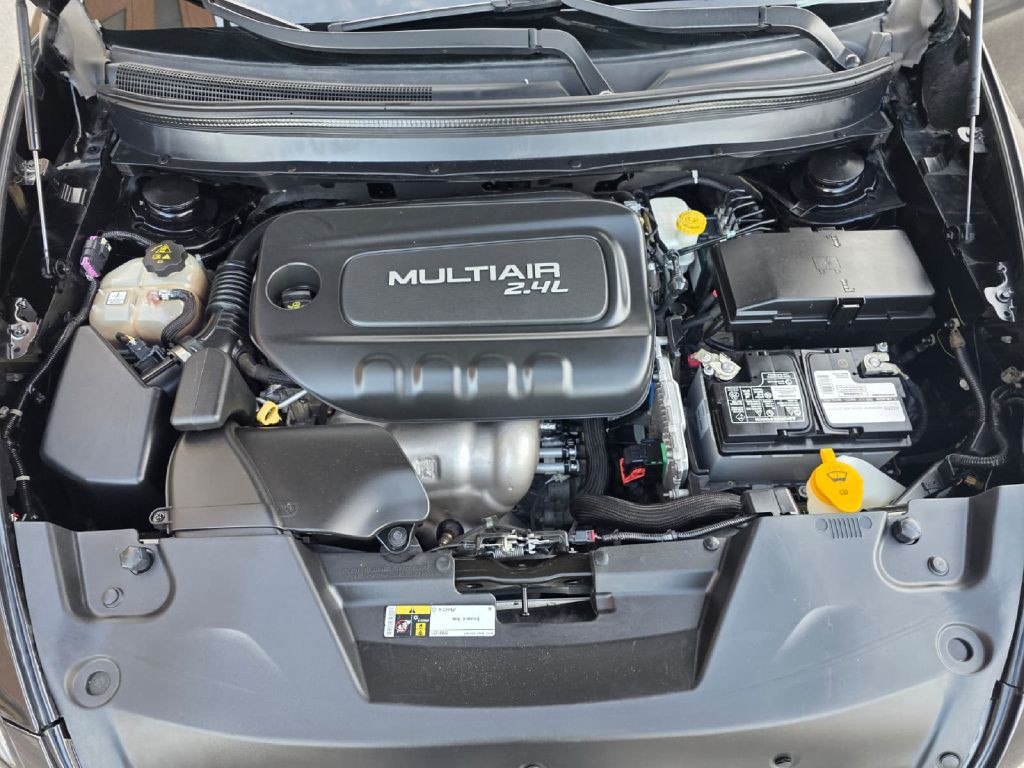 2018 Jeep Cherokee Image 17