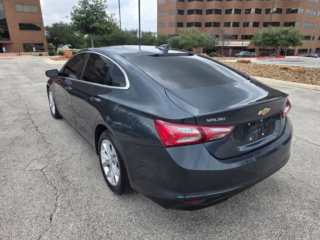 2020 Chevrolet Malibu Image 4