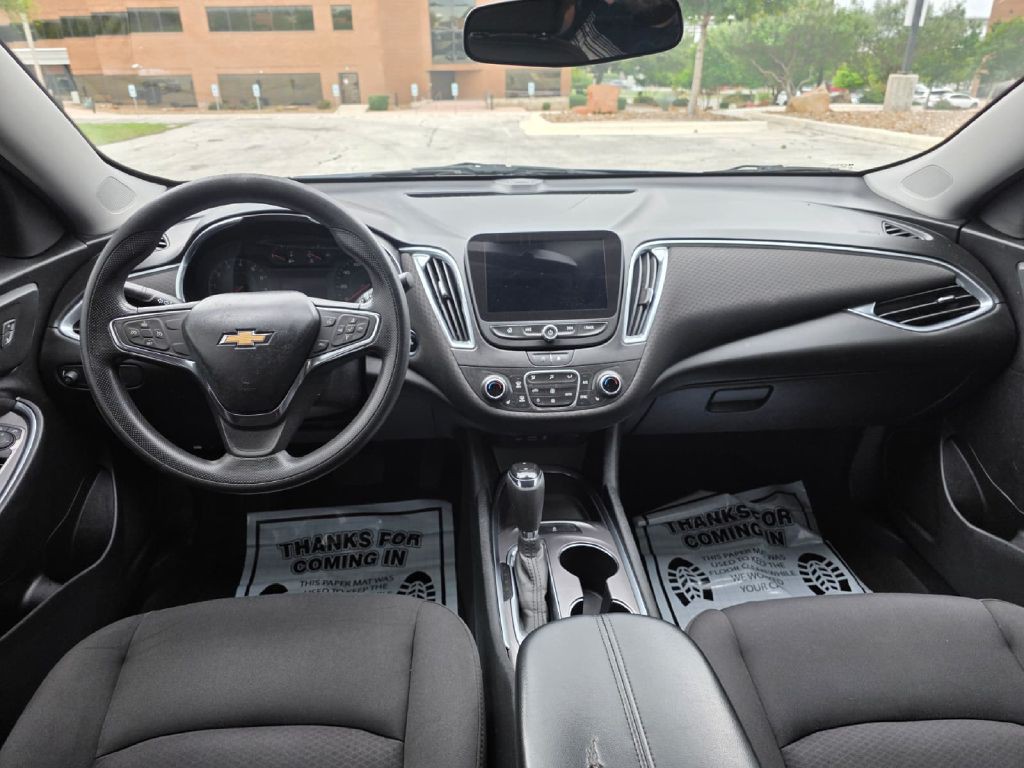 2020 Chevrolet Malibu Image 14
