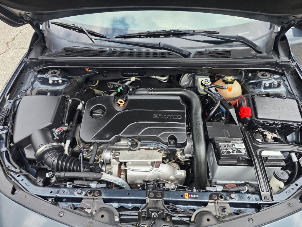 2020 Chevrolet Malibu Image 18
