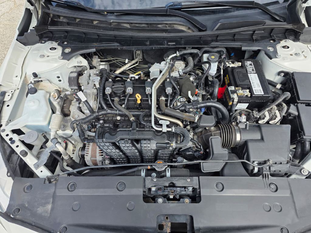 2021 Nissan Altima Image 18