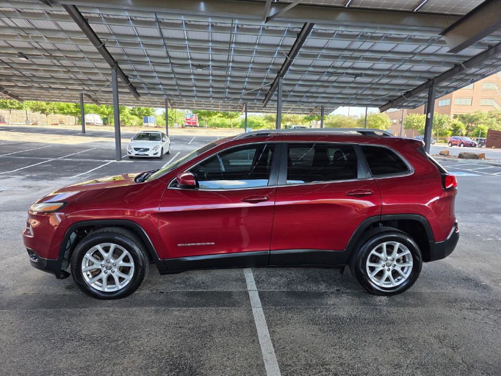 2017 Jeep Cherokee Image 3