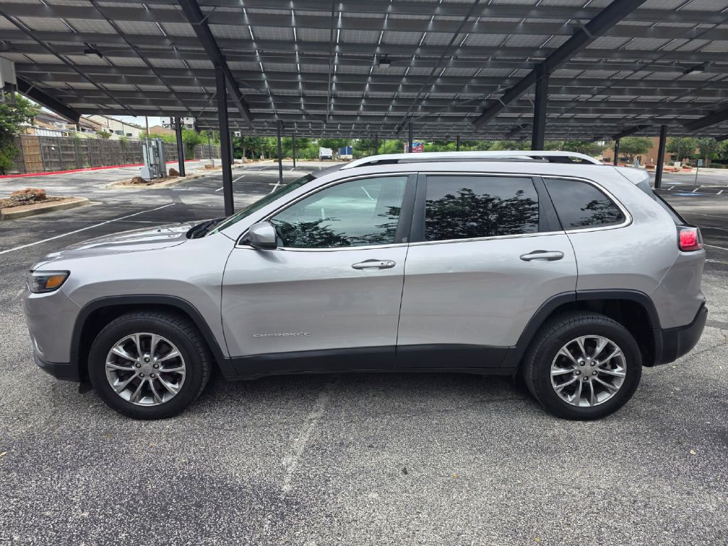 2019 Jeep Cherokee Image 3