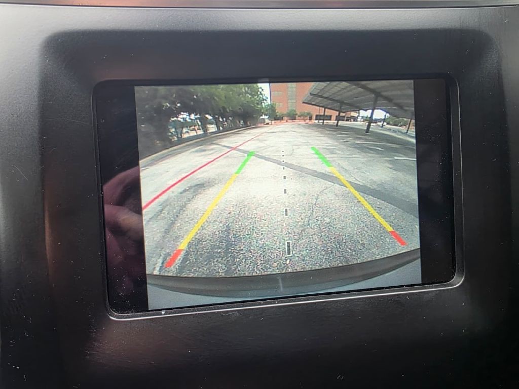 2019 Jeep Cherokee Image 16