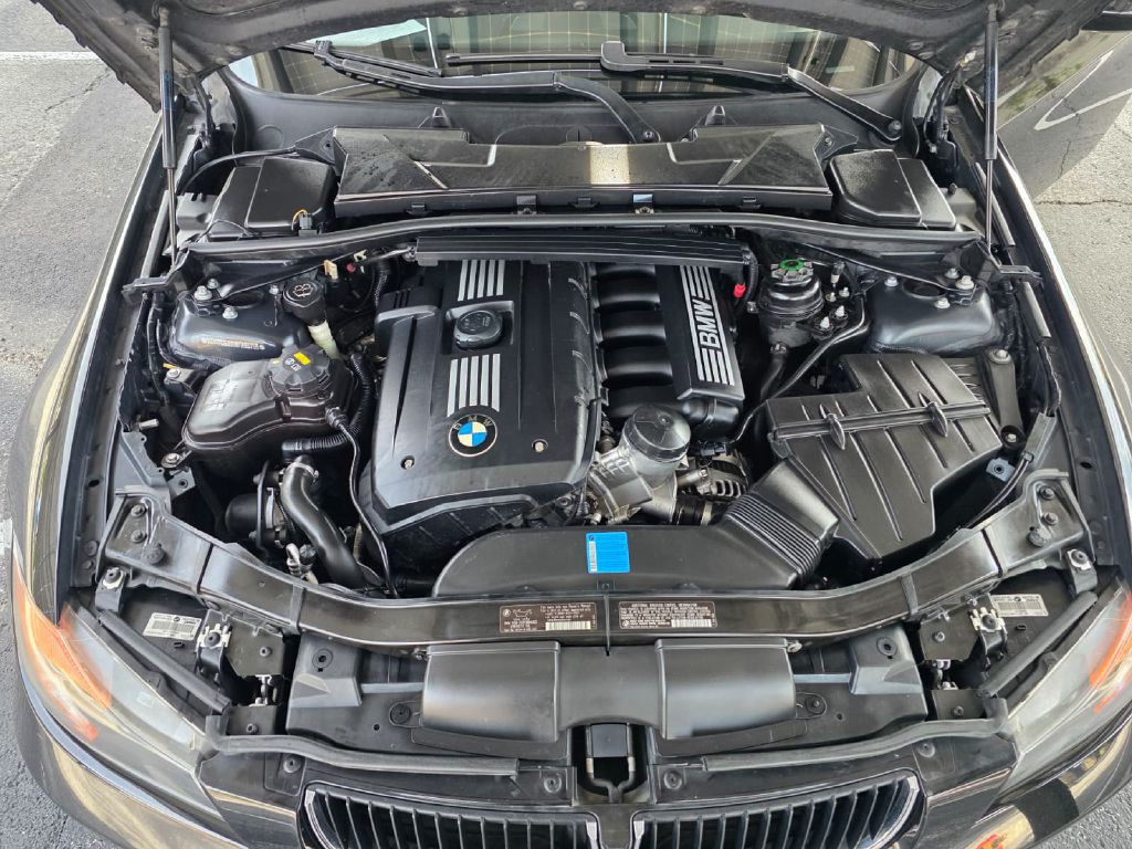 2008 BMW 3 Series Image 19