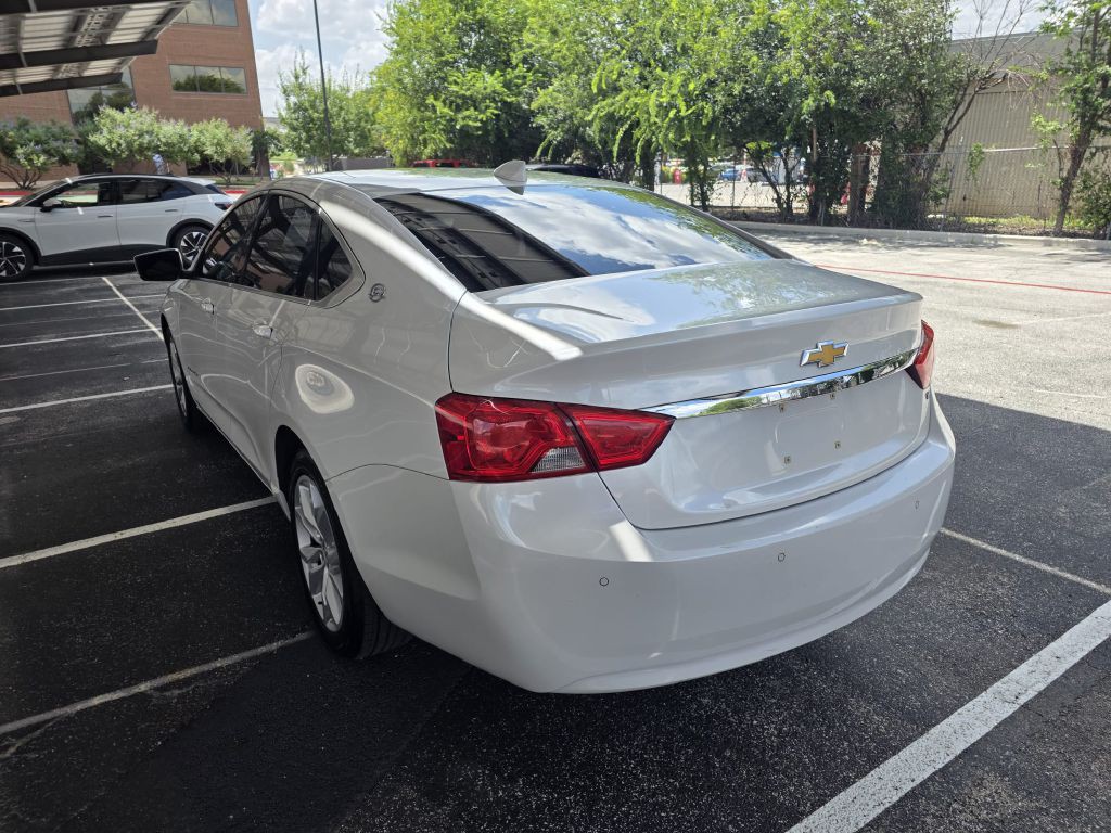 2016 Chevrolet Impala Image 4