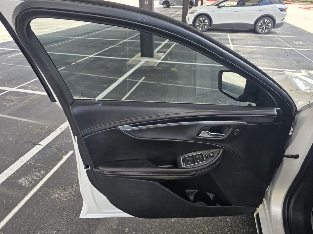 2016 Chevrolet Impala Image 10