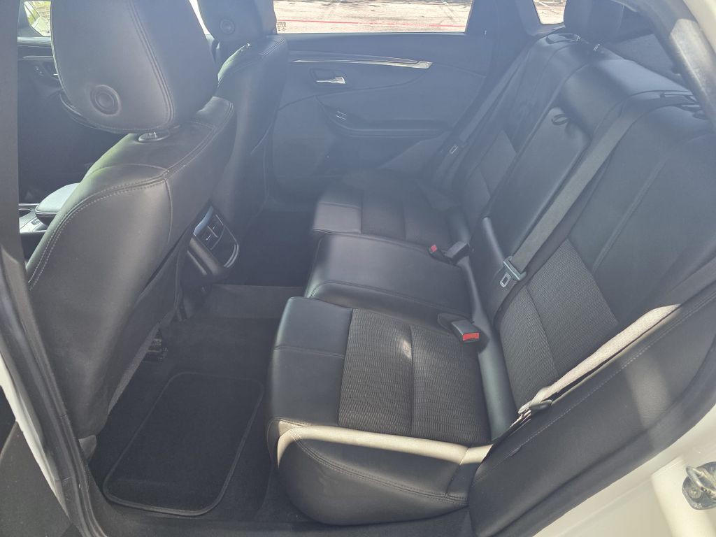2016 Chevrolet Impala Image 13