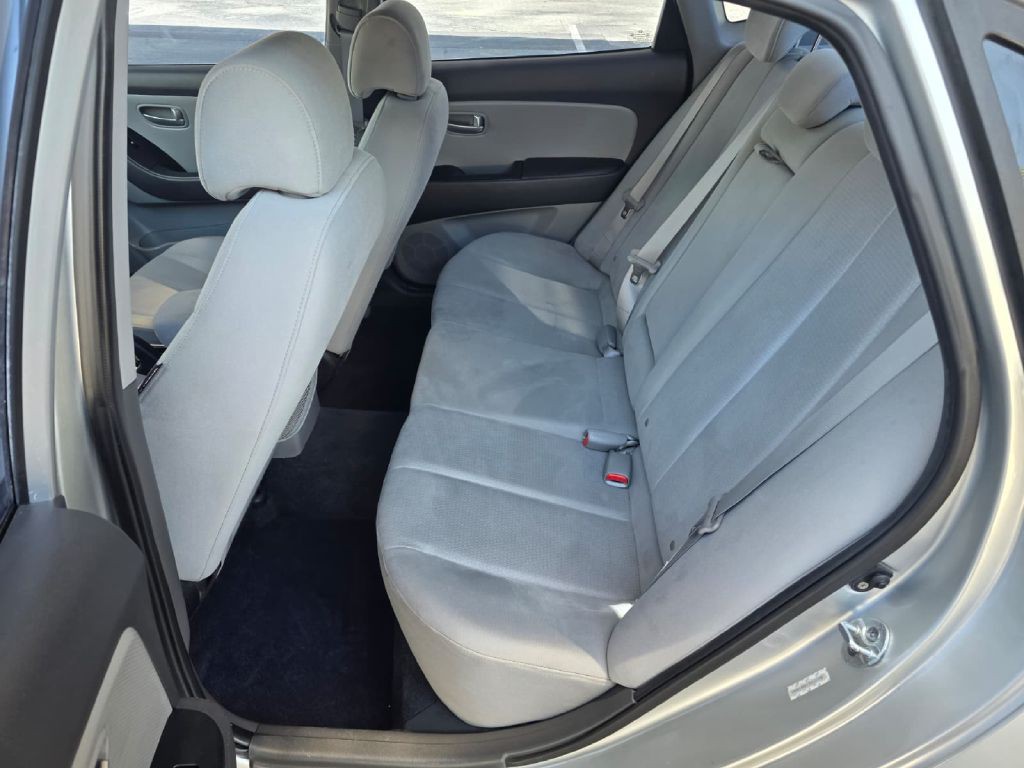 2009 Hyundai Elantra Image 13