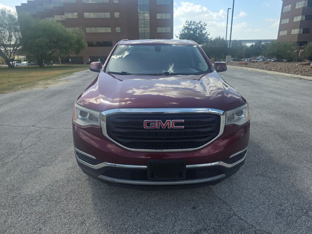 2017 GMC Acadia Image 2
