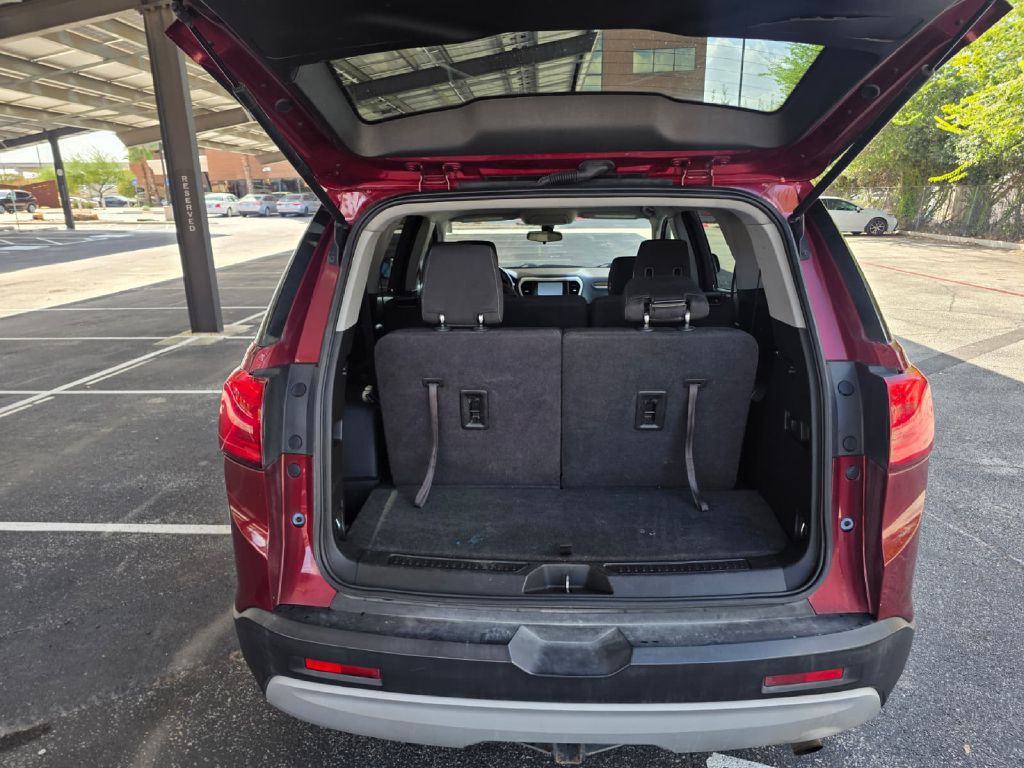 2017 GMC Acadia Image 6