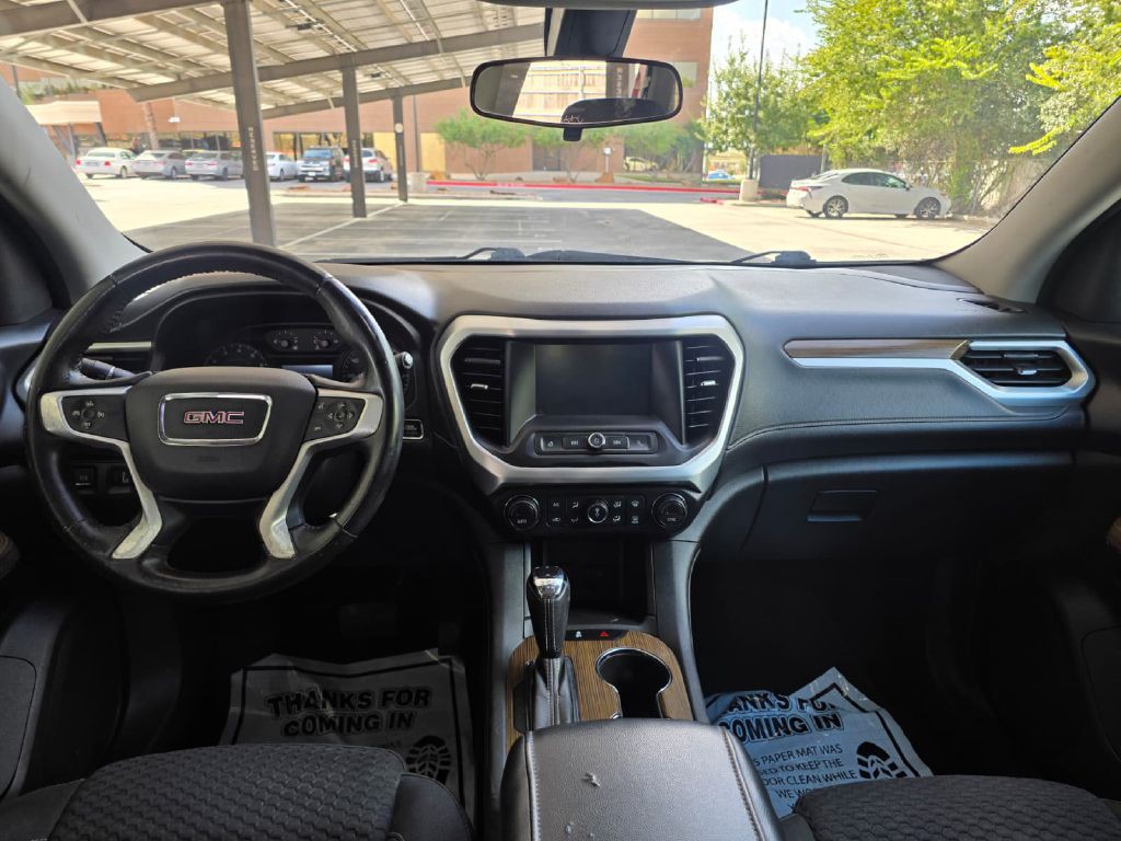 2017 GMC Acadia Image 15