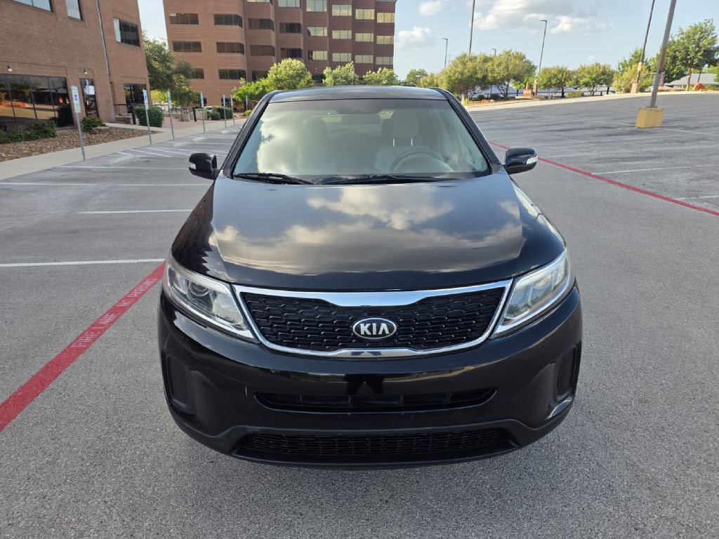 2014 Kia Sorento Image 2