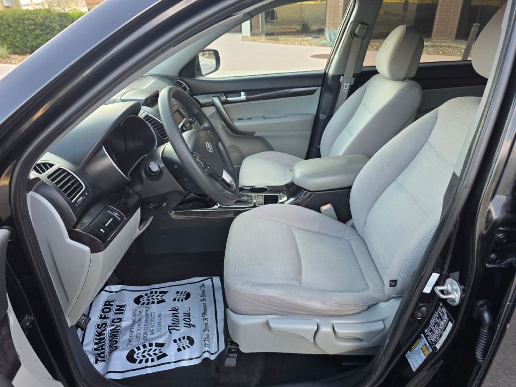 2014 Kia Sorento Image 11