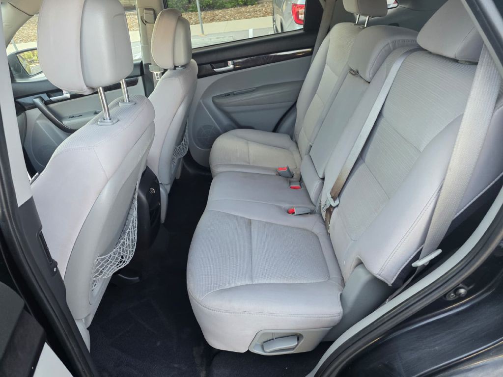 2014 Kia Sorento Image 13