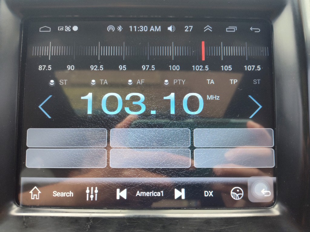 2017 Chrysler 300 Image 24