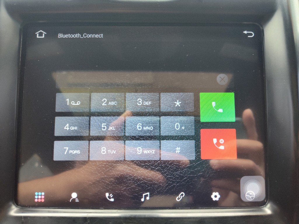 2017 Chrysler 300 Image 25