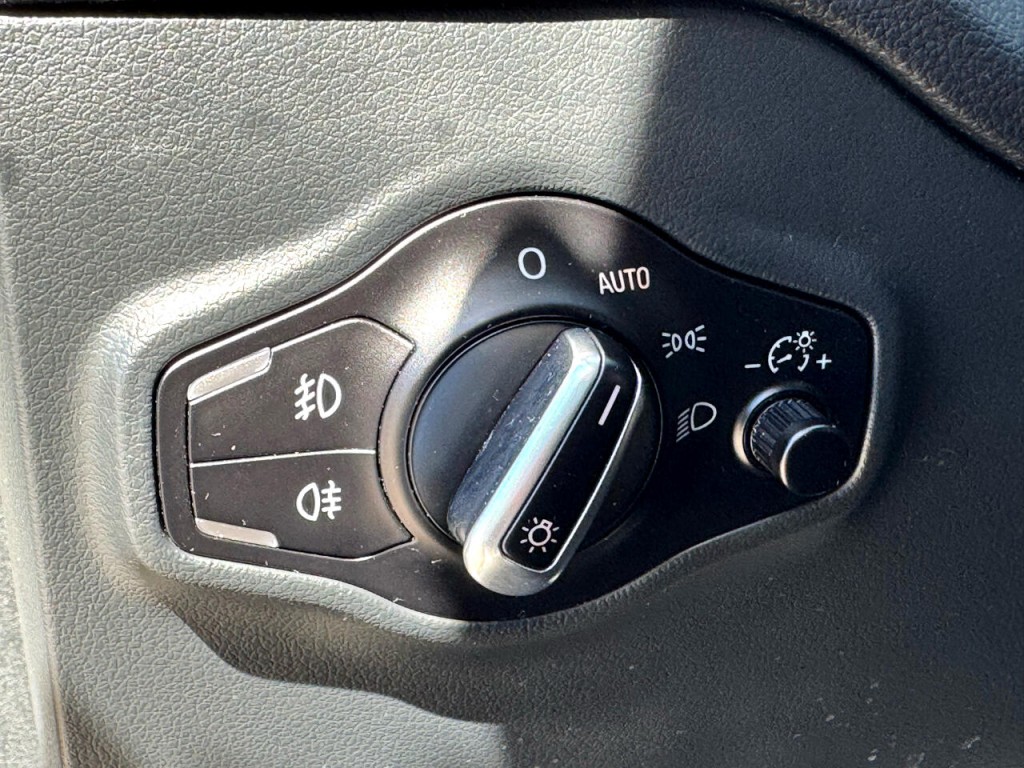 2015 Audi Q5 Image 20