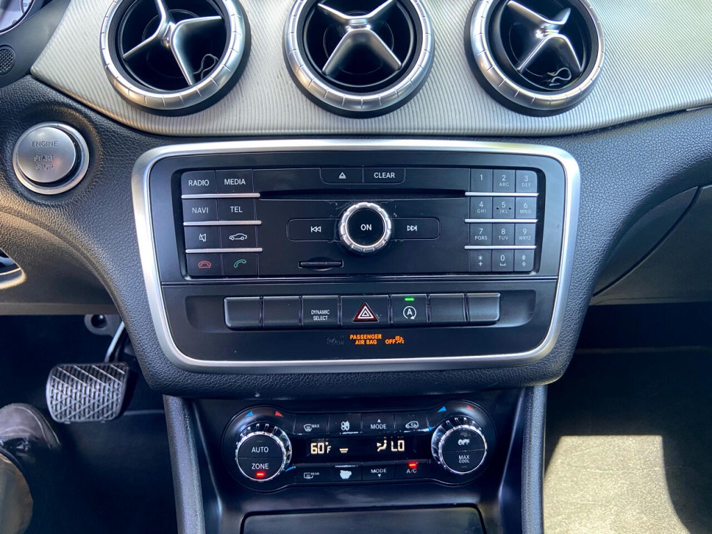 2016 Mercedes-Benz CLA-Class Image 20