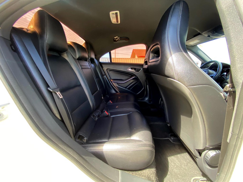 2016 Mercedes-Benz CLA-Class Image 29