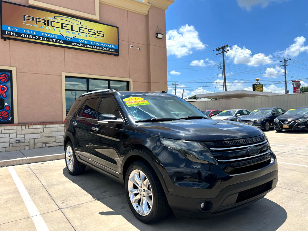 2013 Ford Explorer Image 2