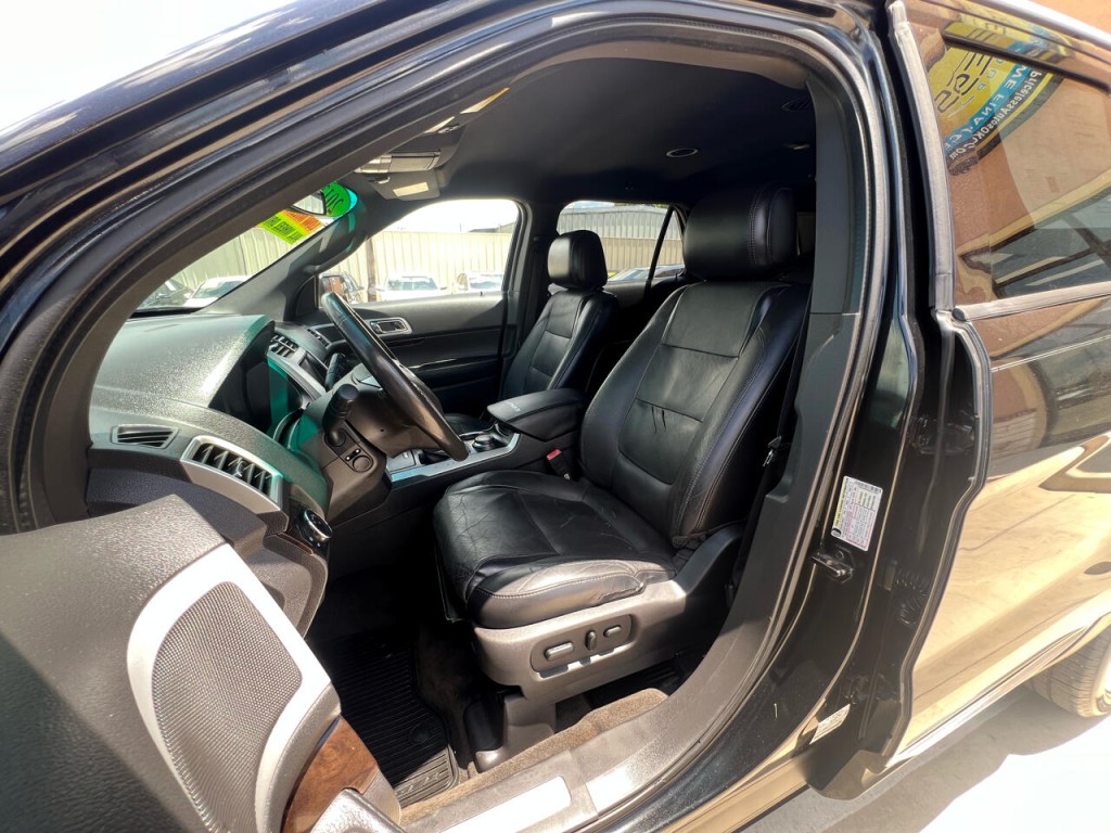 2013 Ford Explorer Image 12