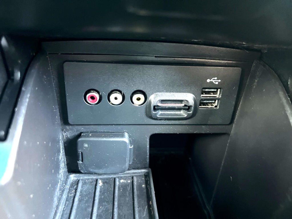 2013 Ford Explorer Image 25