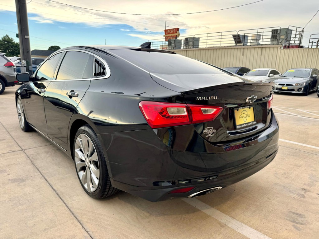 2017 Chevrolet Malibu Image 6