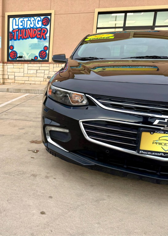 2017 Chevrolet Malibu Image 10