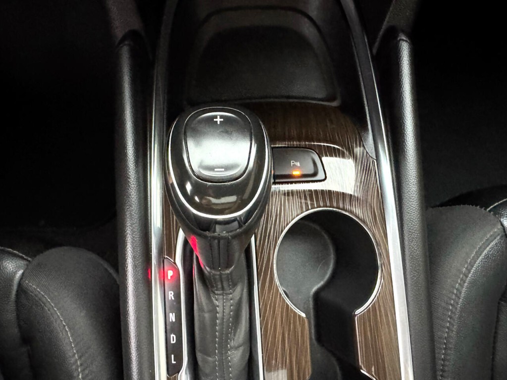 2017 Chevrolet Malibu Image 37