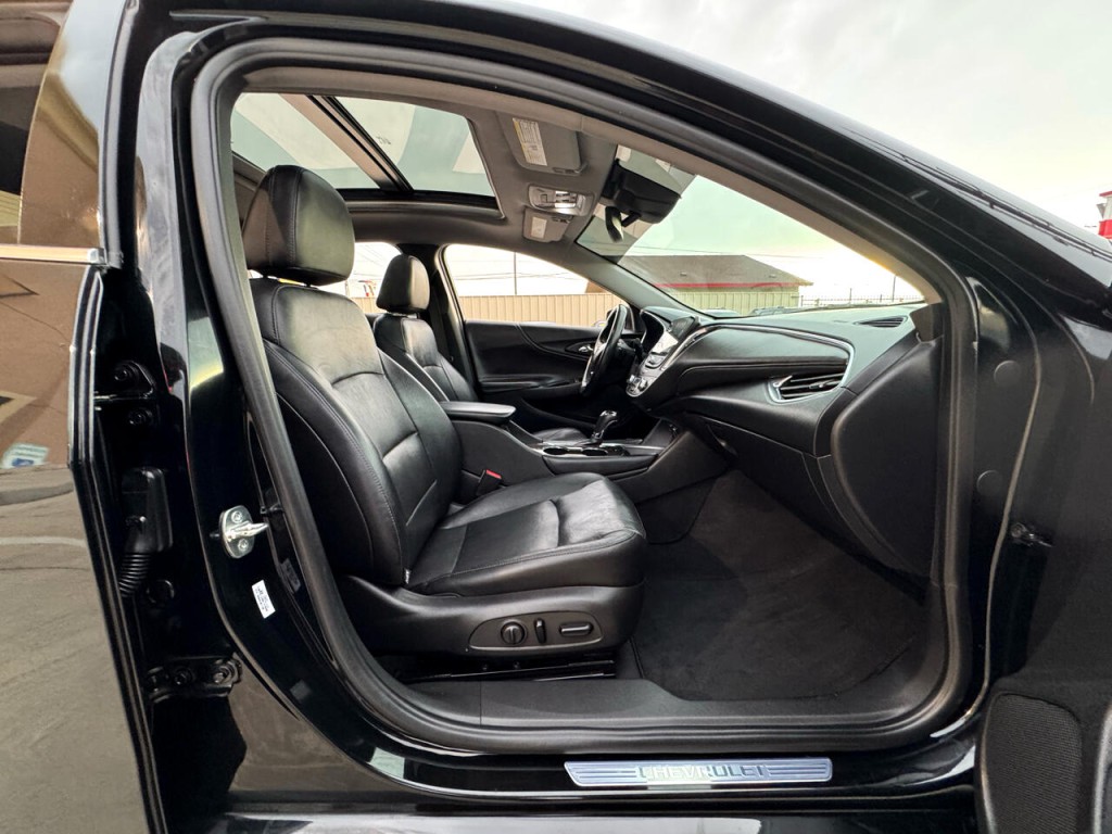 2017 Chevrolet Malibu Image 54