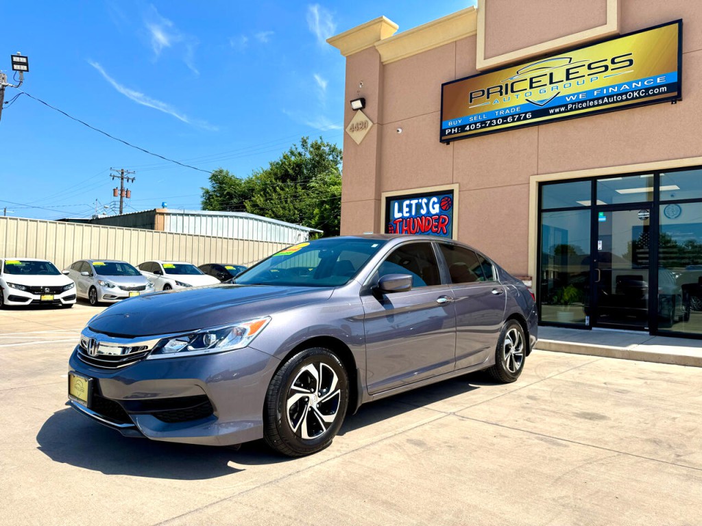 2017 Honda Accord Image 8