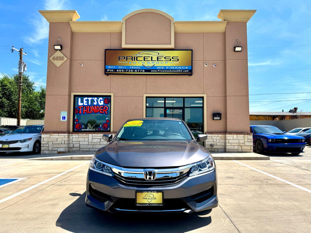 2017 Honda Accord Image 9